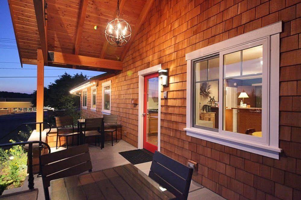 Harbor Inn Freeland 外观 照片